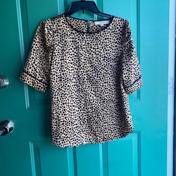 Loft size small animal print blouse excellent cons - Picture 1 of 5